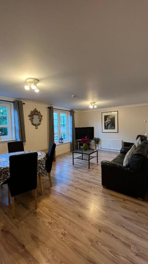Edinburgh City Centre - Powderhall Modern Spacious 2 Bedroom Apartment With Free Parking Ngoại thất bức ảnh