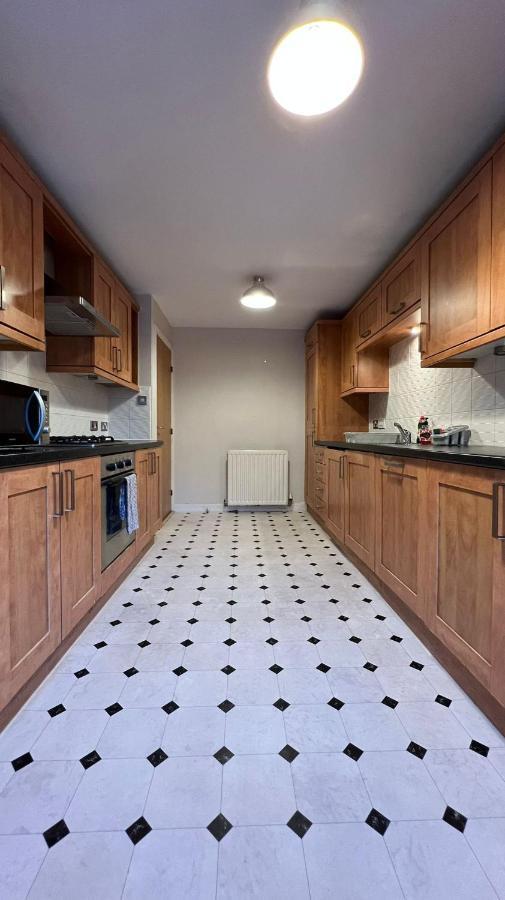 Edinburgh City Centre - Powderhall Modern Spacious 2 Bedroom Apartment With Free Parking Ngoại thất bức ảnh